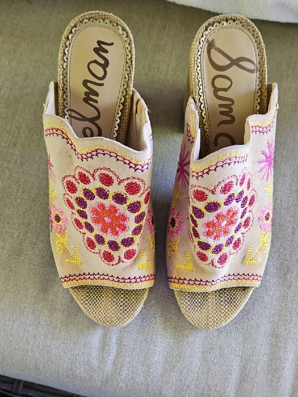 Sam Edelman Beige Embroidered Open-Toe Mules with Pink & Yellow Floral 6 1/2